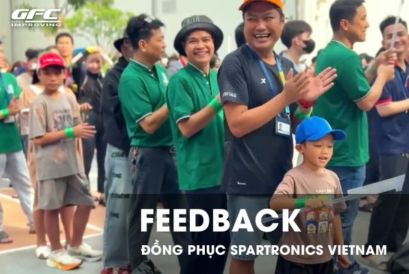 Hình ảnh feedback từ khách hàng đồng phục Spartronics Vietnam